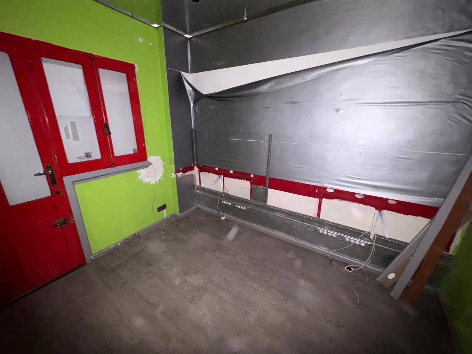 Erhverv til salg i Almansa - € 75.000 (Ref: 9116076)