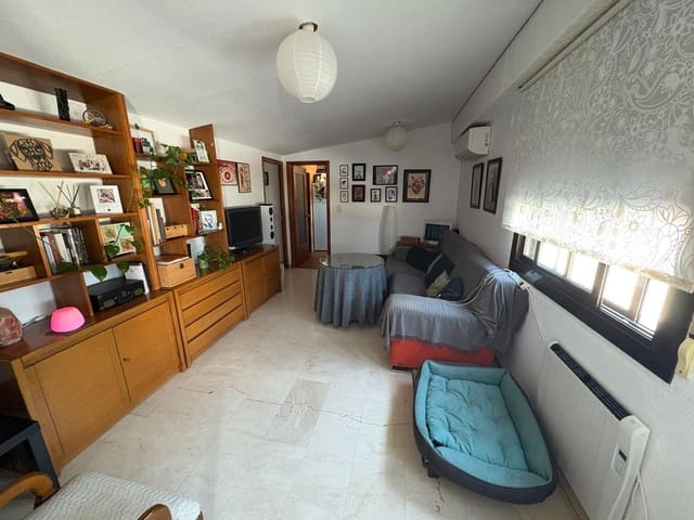 2 bedroom Flat for rent in Almansa - € 550 (Ref: 9153912)