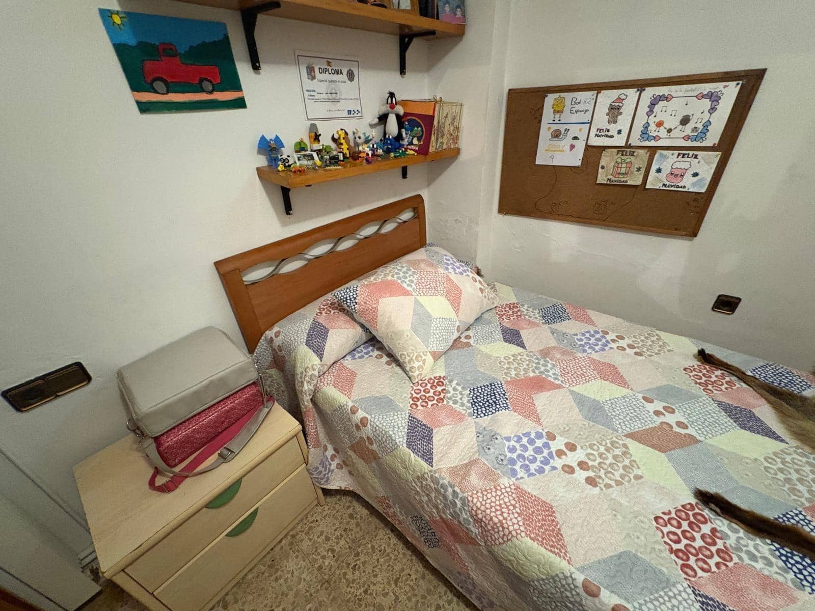 3 makuuhuone Huvila vuokrattavana paikassa Almansa mukana uima-altaan 
autotalli - 1 000 € (Ref: 9171419)