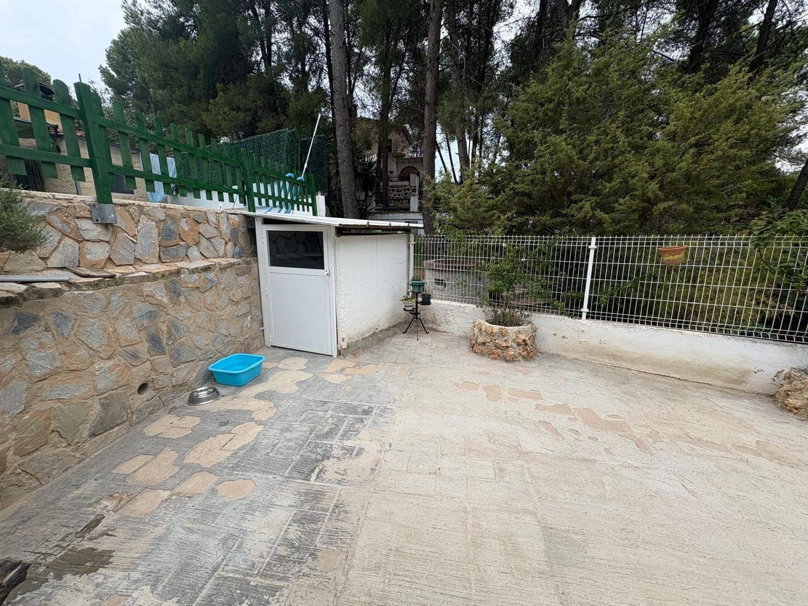 3 makuuhuone Huvila vuokrattavana paikassa Almansa mukana uima-altaan 
autotalli - 1 000 € (Ref: 9171419)