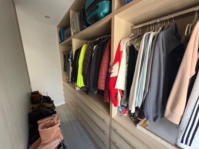 3 slaapkamer Rijtjeshuis te koop in Almansa - € 165.000 (Ref: 9177294)