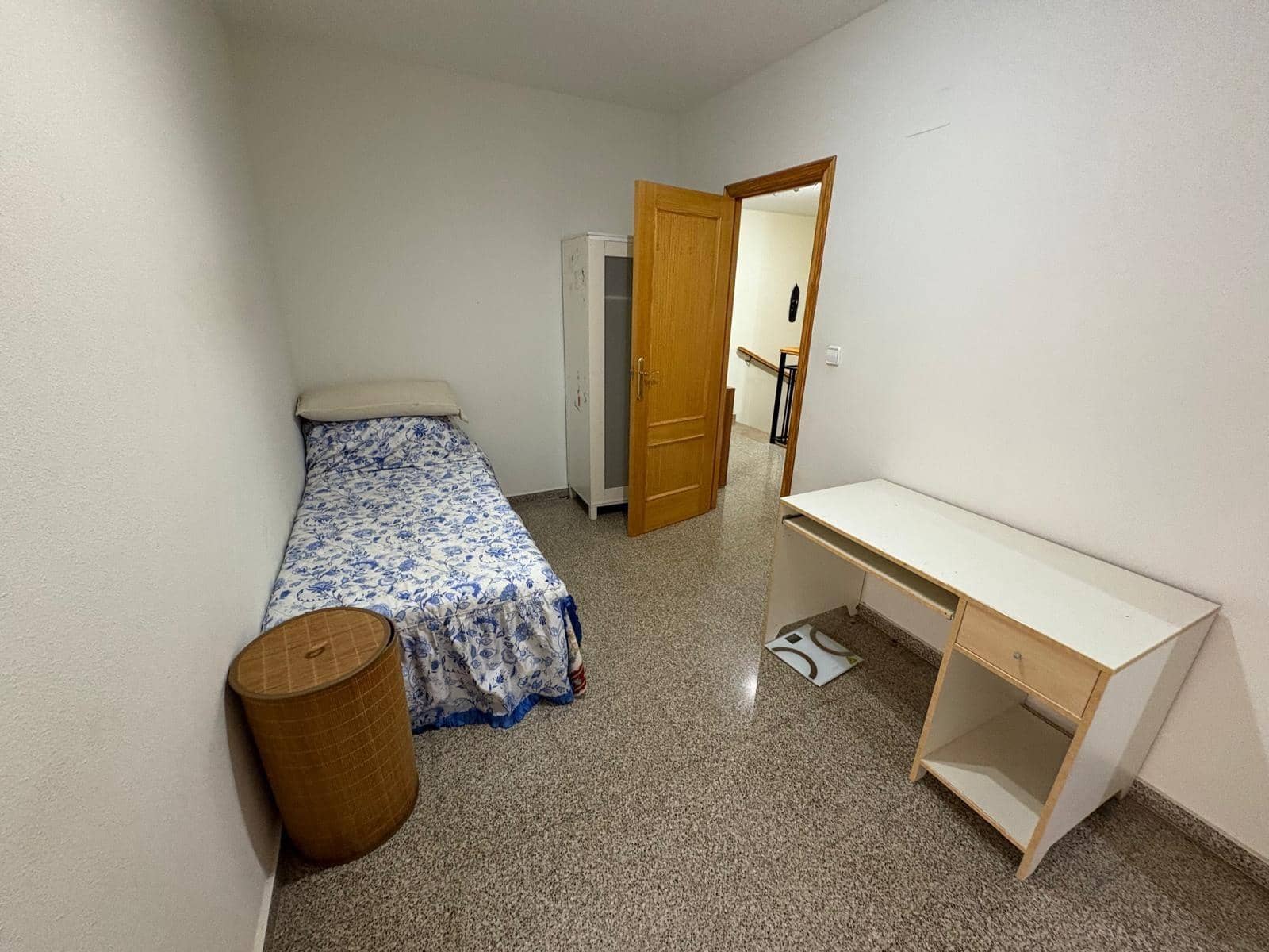 3 slaapkamer Flat te koop in Almansa - € 120.000 (Ref: 9236431)