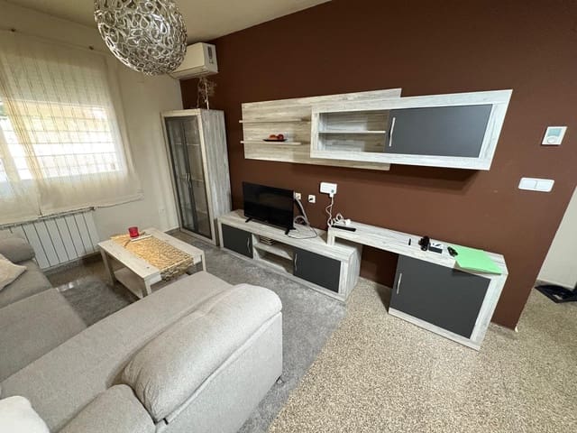 3 makuuhuone Asunto myytävänä paikassa Almansa - 120 000 € (Ref: 9236431)