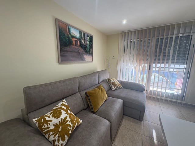 3 makuuhuone Asunto myytävänä paikassa Almansa mukana 
autotalli - 118 000 € (Ref: 9264539)