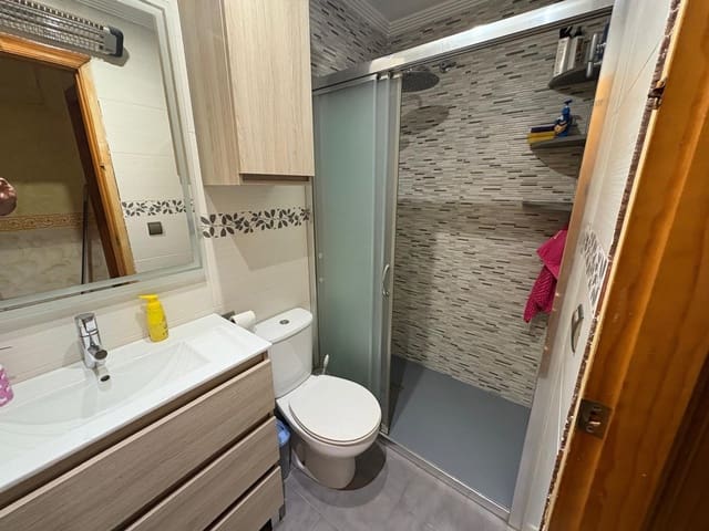 4 Zimmer Haus zu vermieten in Almansa mit Garage - 700 € (Ref: 9264541)