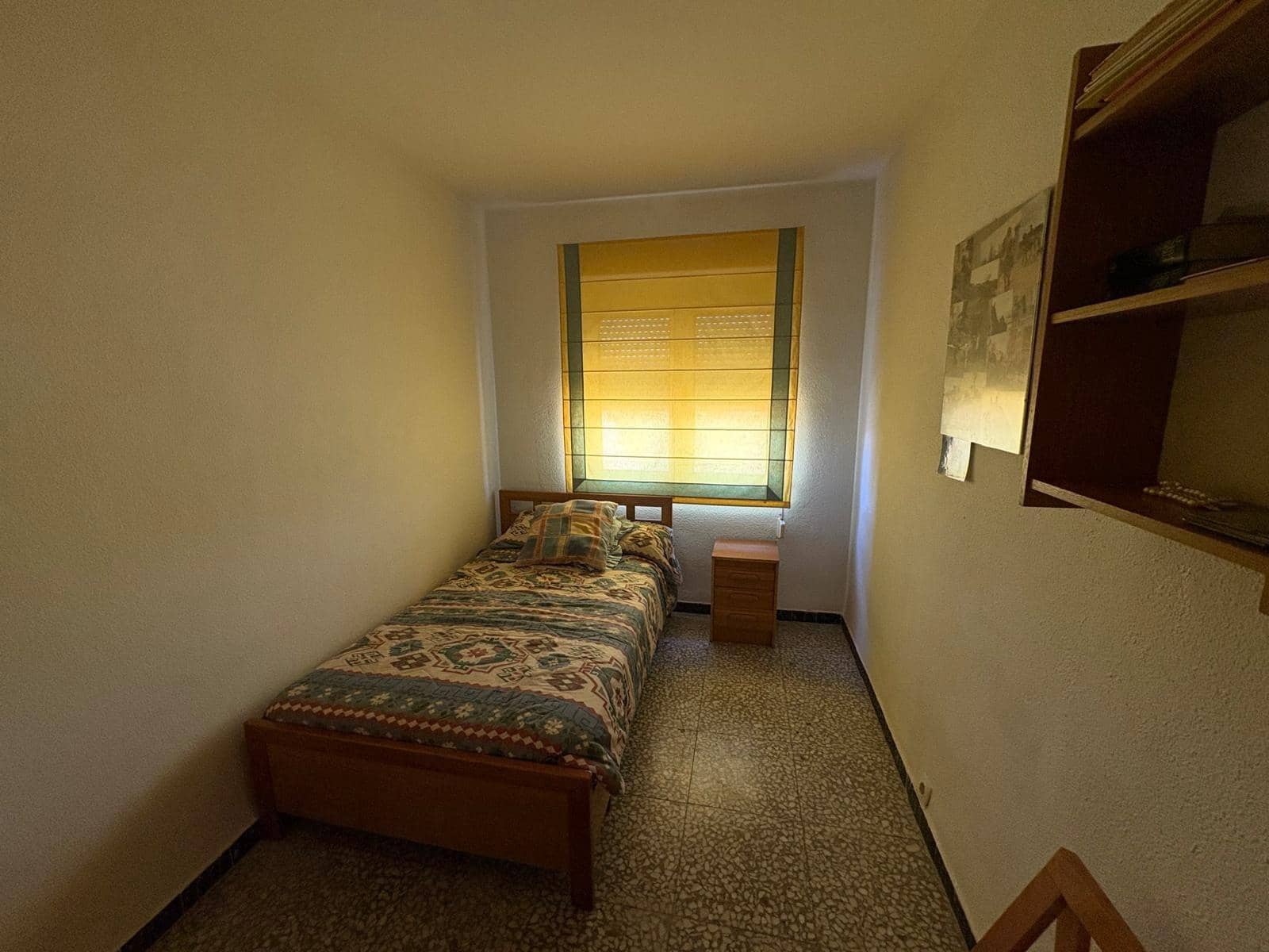 4 makuuhuone Asunto myytävänä paikassa Almansa mukana 
autotalli - 65 000 € (Ref: 9282223)