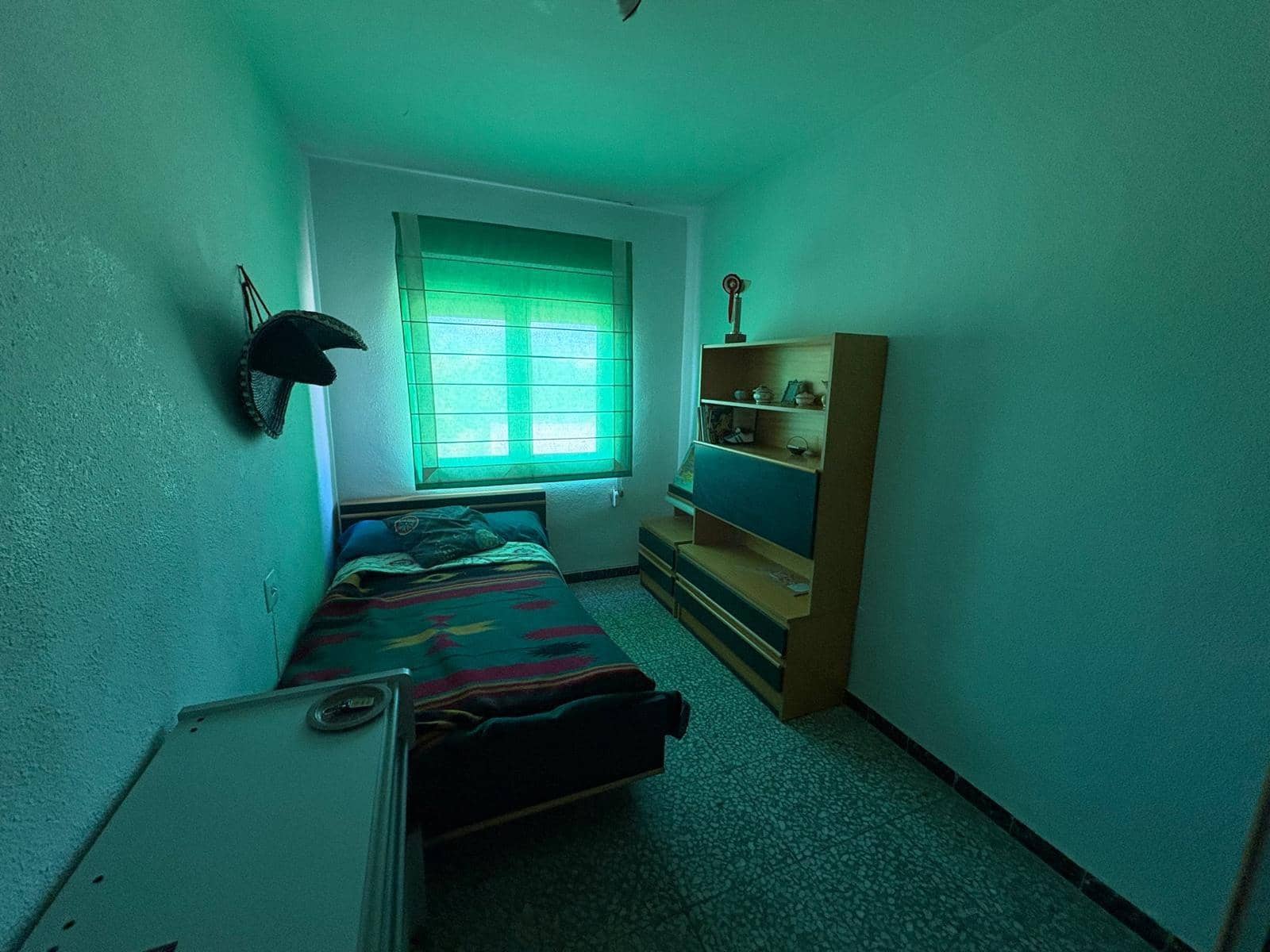 4 makuuhuone Asunto myytävänä paikassa Almansa mukana 
autotalli - 65 000 € (Ref: 9282223)