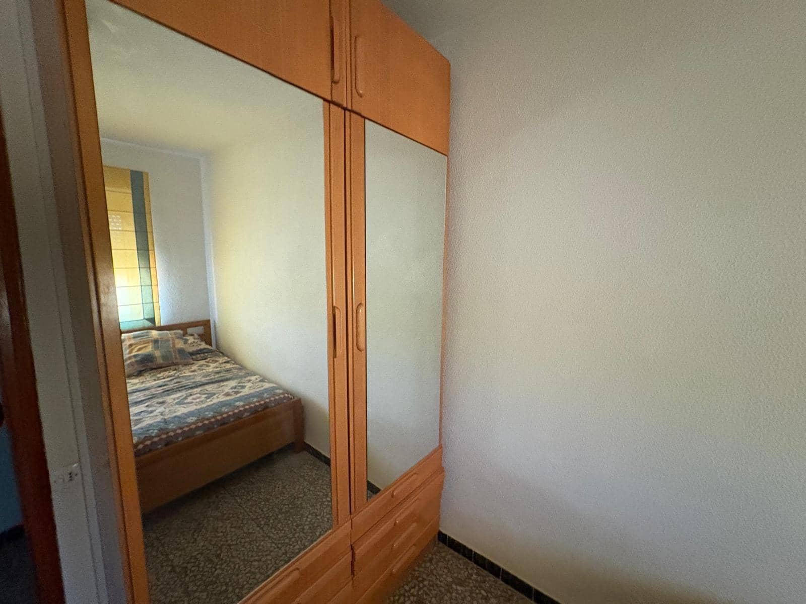 4 makuuhuone Asunto myytävänä paikassa Almansa mukana 
autotalli - 65 000 € (Ref: 9282223)