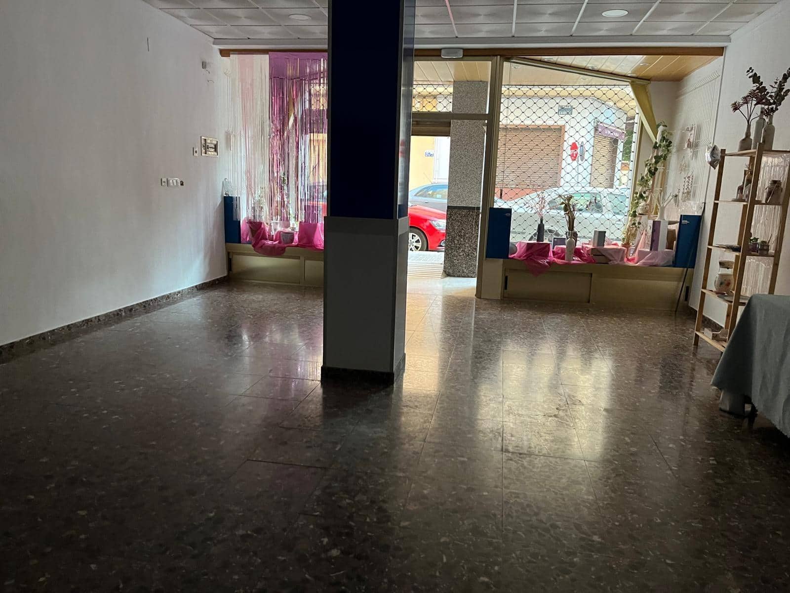 Erhverv til salg i Almansa - € 105.000 (Ref: 9285235)