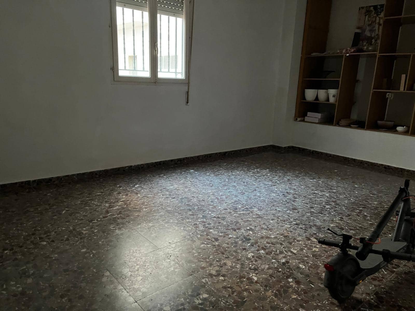 Erhverv til salg i Almansa - € 105.000 (Ref: 9285235)