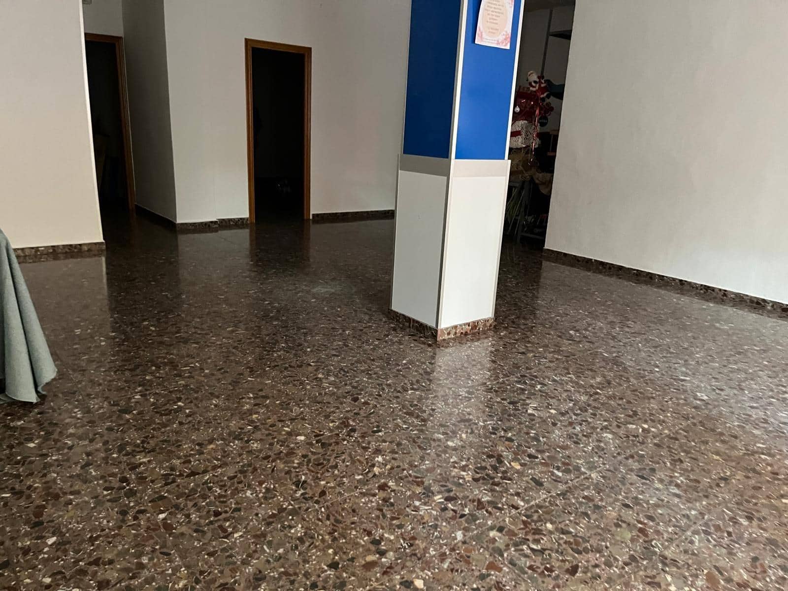 Erhverv til salg i Almansa - € 105.000 (Ref: 9285235)