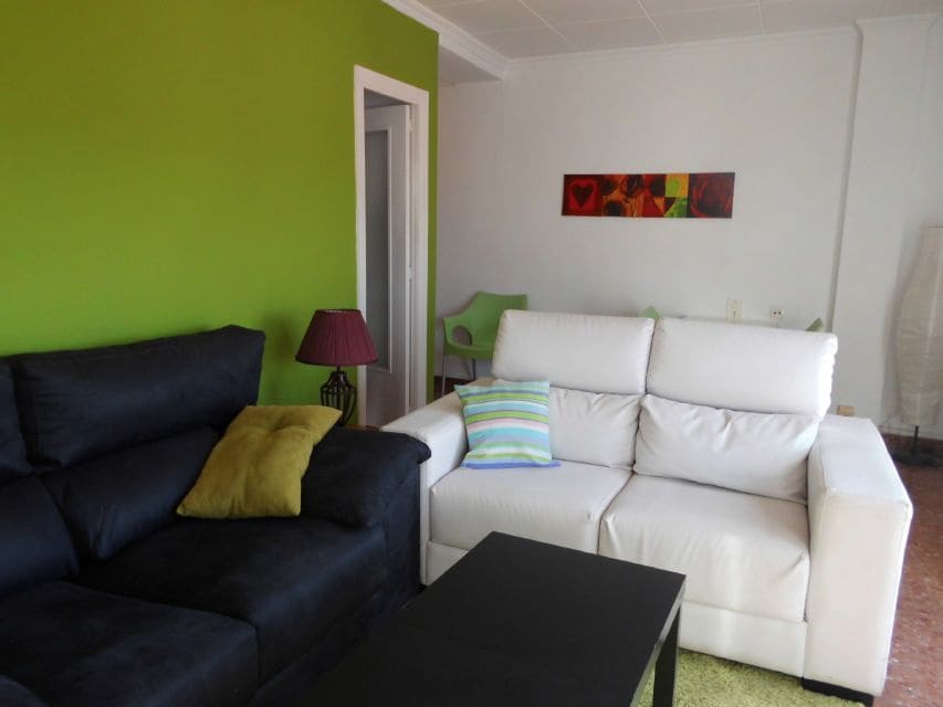 Piso de 3 habitaciones en Almansa en venta - 80.000 € (Ref: 9285236)