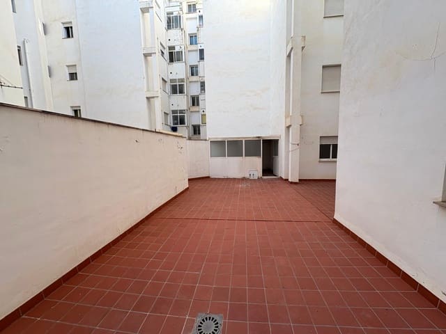 2 makuuhuone Asunto myytävänä paikassa Almansa - 95 000 € (Ref: 9296897)