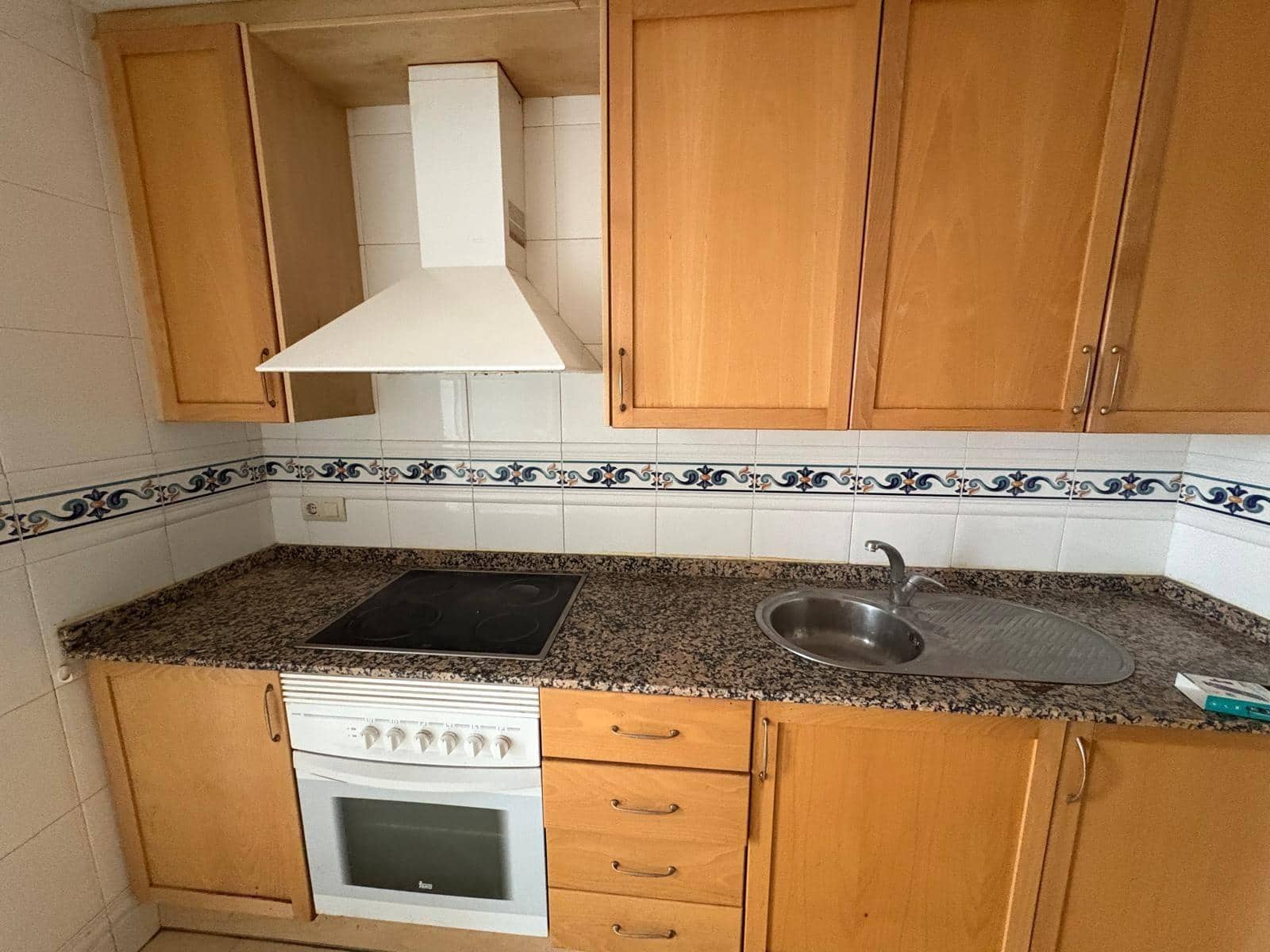 2 soveværelse Lejlighed til salg i Almansa - € 89.000 (Ref: 9296897)