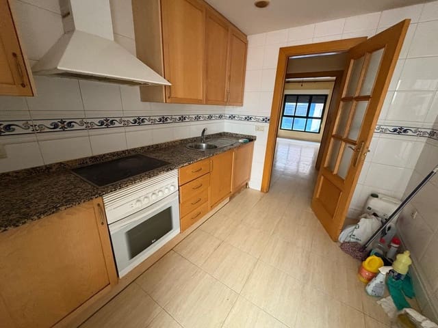 Piso de 2 habitaciones en Almansa en venta - 89.000 € (Ref: 9296897)