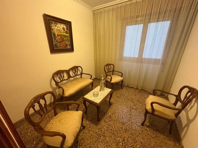 3 makuuhuone Asunto myytävänä paikassa Almansa - 85 000 € (Ref: 9296898)