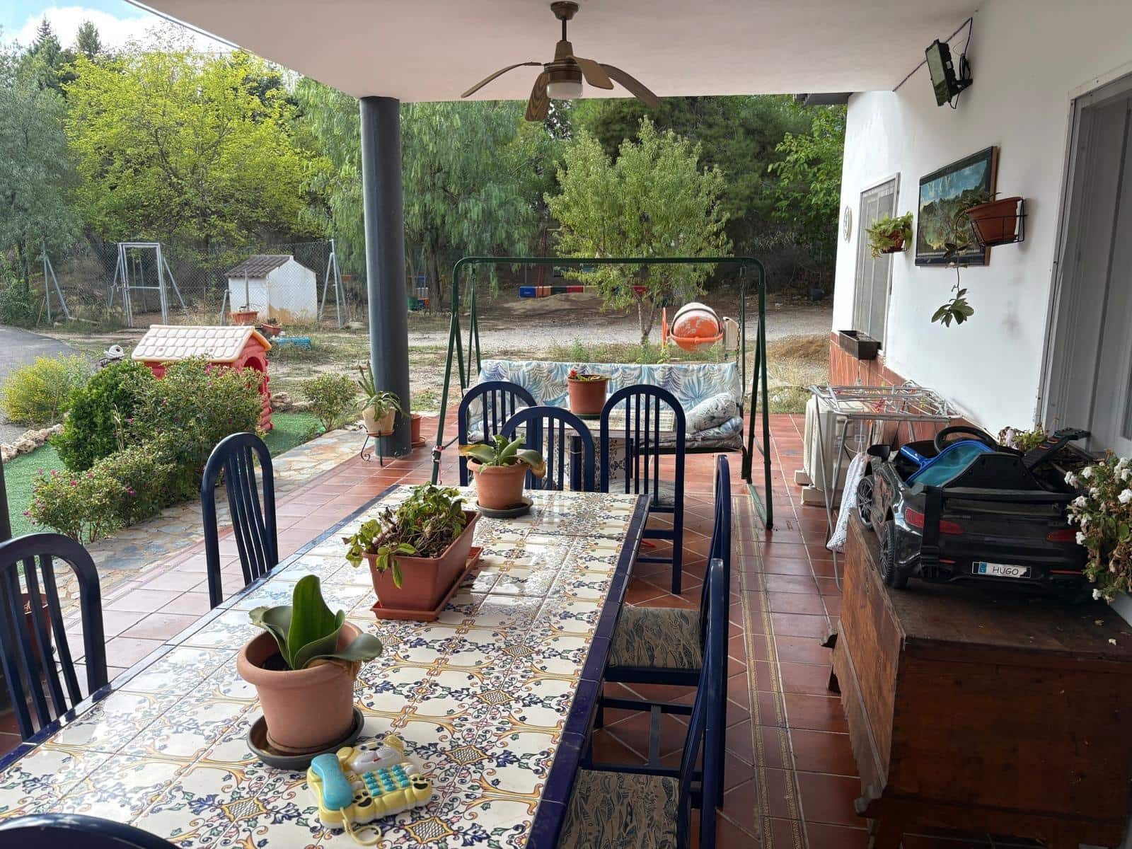 5 bedroom Villa for sale in Almansa with pool - € 250,000 (Ref: 9301057)