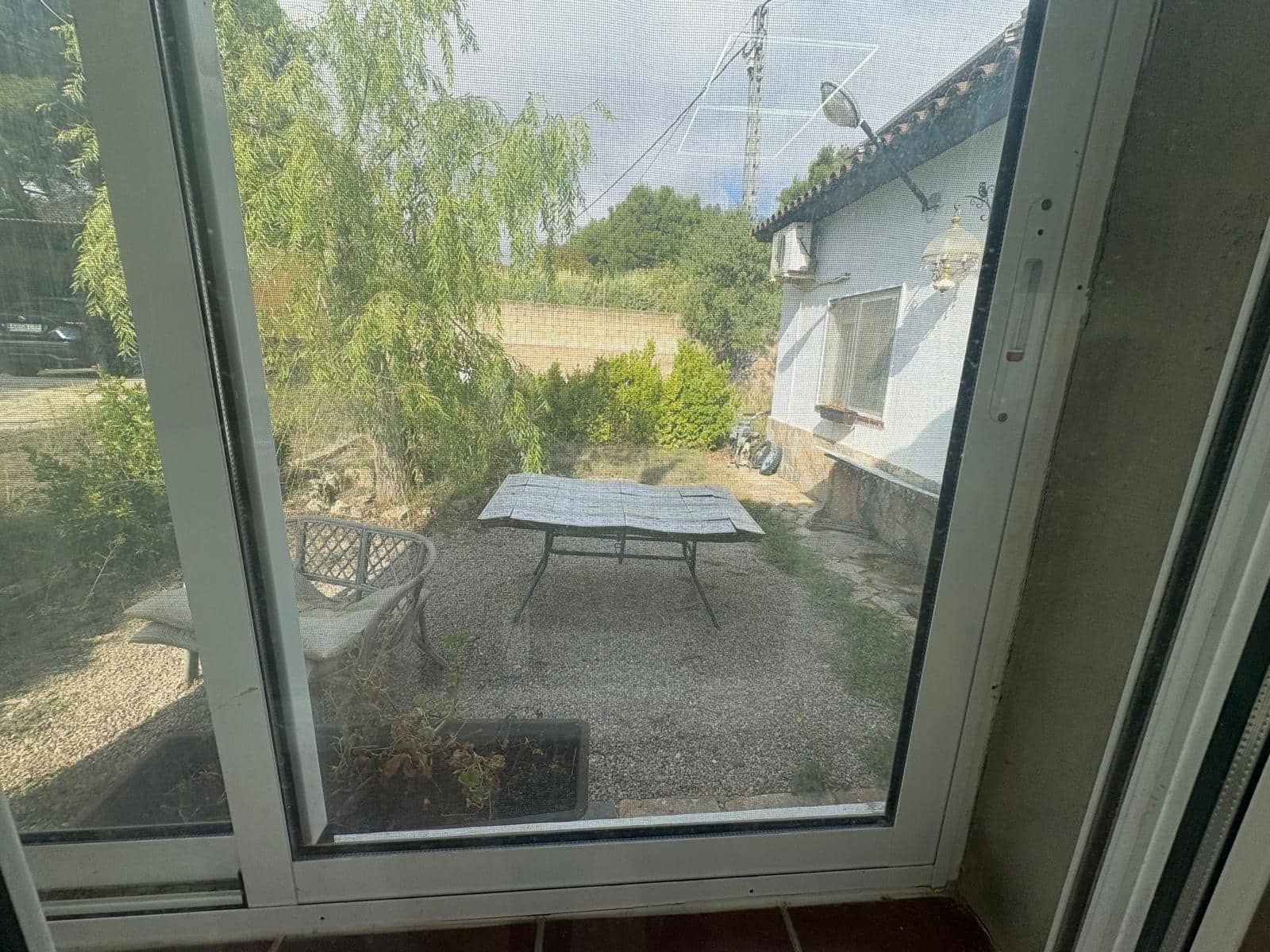 5 bedroom Villa for sale in Almansa with pool - € 250,000 (Ref: 9301057)