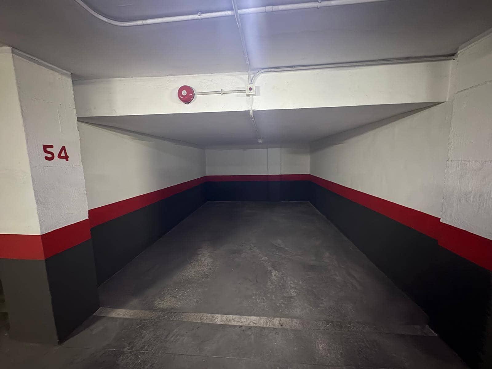 Garage for sale in Almansa - € 16,000 (Ref: 9303546)