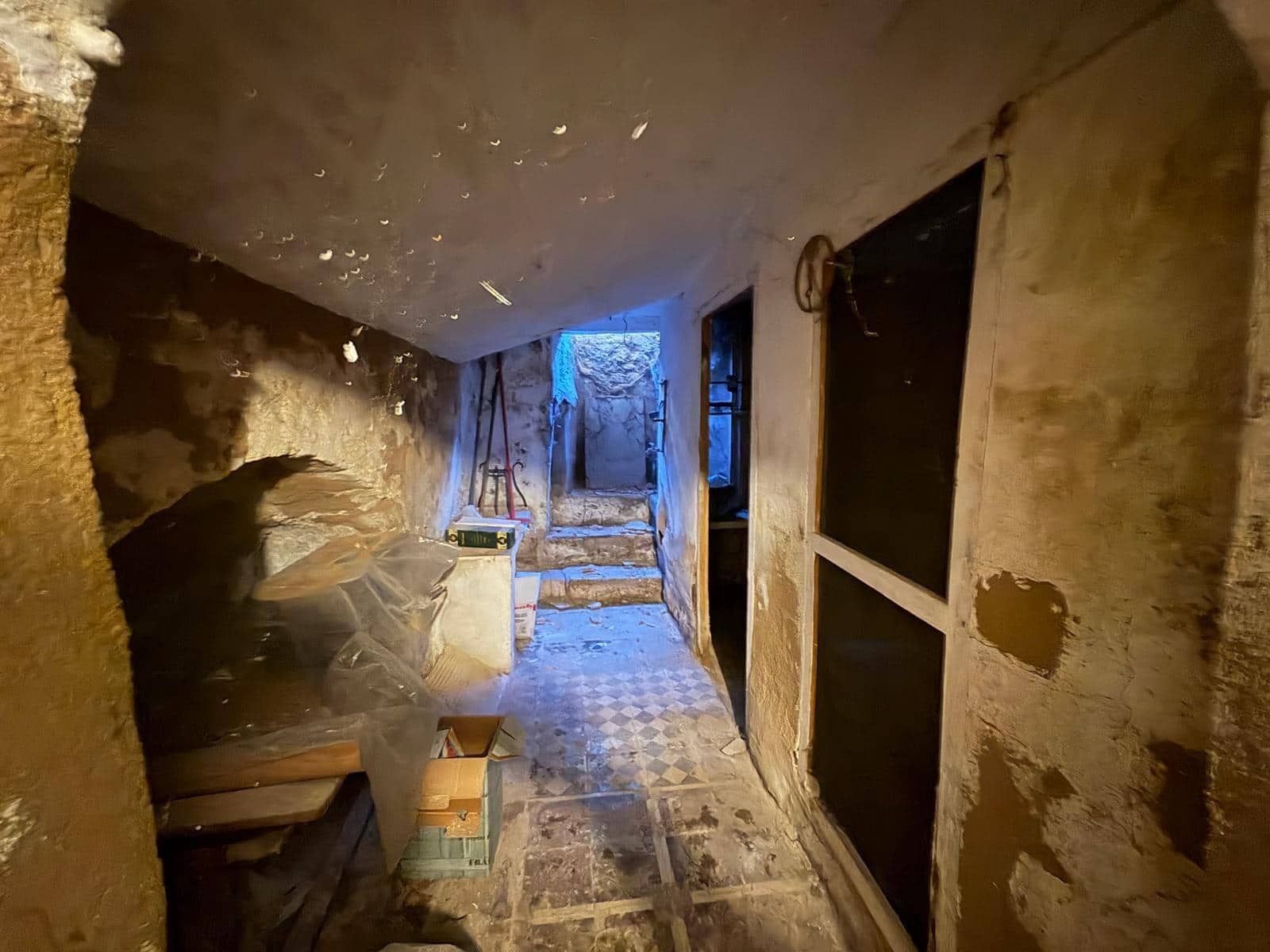 Huis te koop in Ayora - € 79.000 (Ref: 9344788)