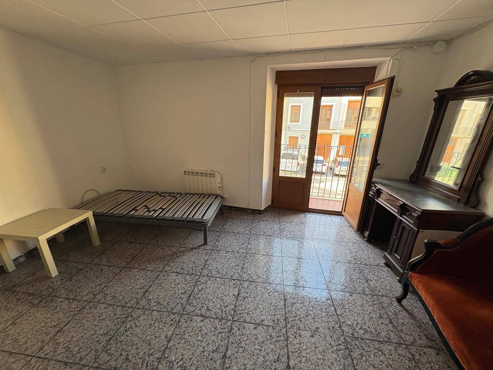 Huis te koop in Ayora - € 79.000 (Ref: 9344788)