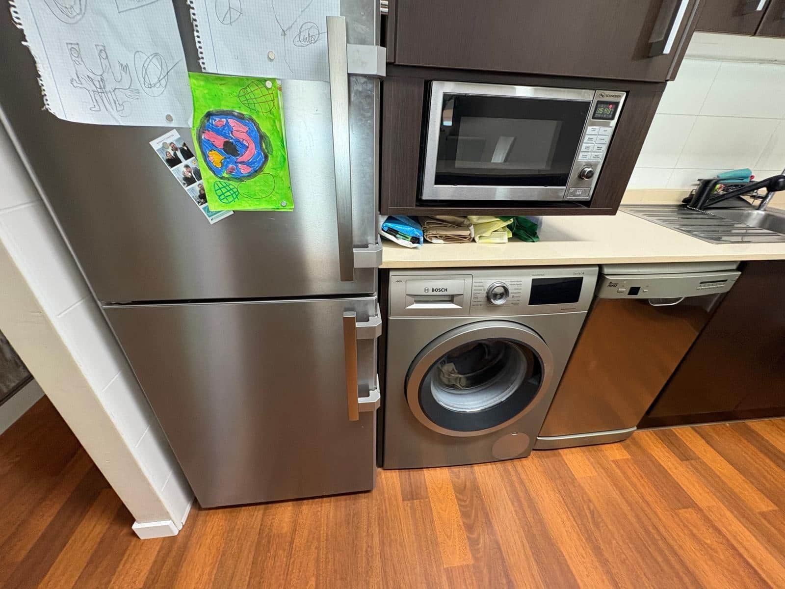 1 makuuhuone Asunto myytävänä paikassa Almansa mukana 
autotalli - 89 500 € (Ref: 9359604)