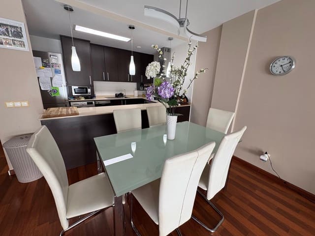 1 makuuhuone Asunto myytävänä paikassa Almansa mukana 
autotalli - 89 500 € (Ref: 9359604)