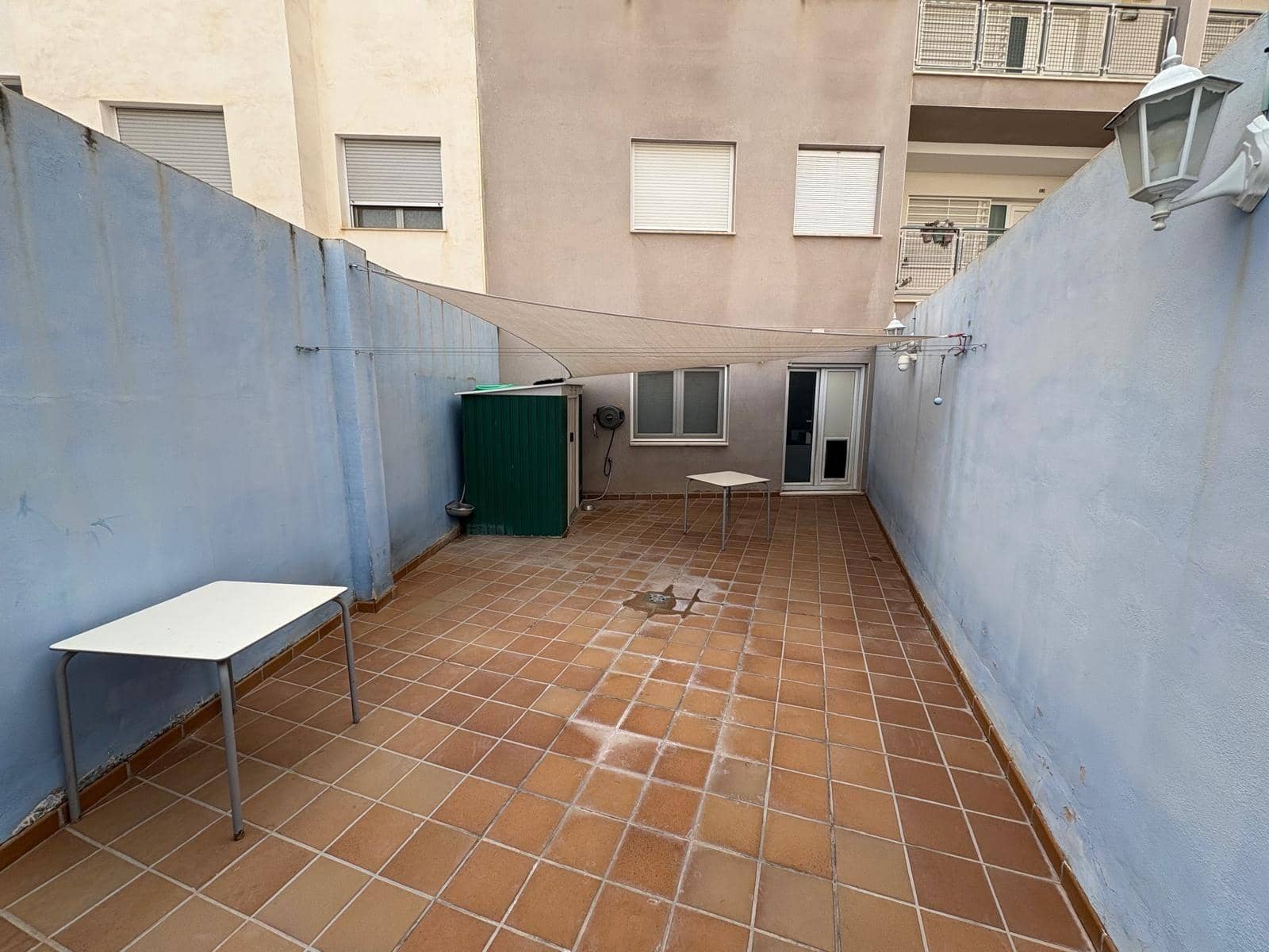 1 makuuhuone Asunto myytävänä paikassa Almansa mukana 
autotalli - 89 500 € (Ref: 9359604)