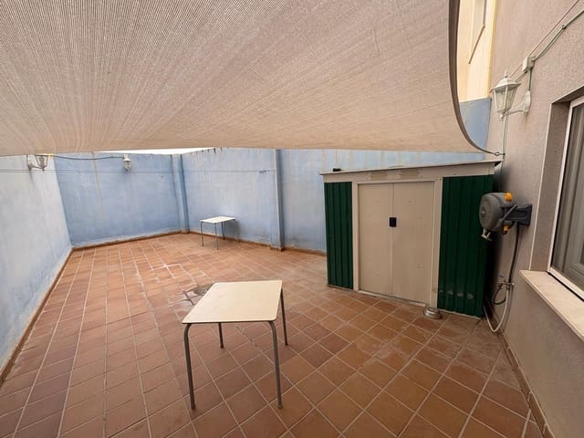 1 makuuhuone Asunto myytävänä paikassa Almansa mukana 
autotalli - 89 500 € (Ref: 9359604)