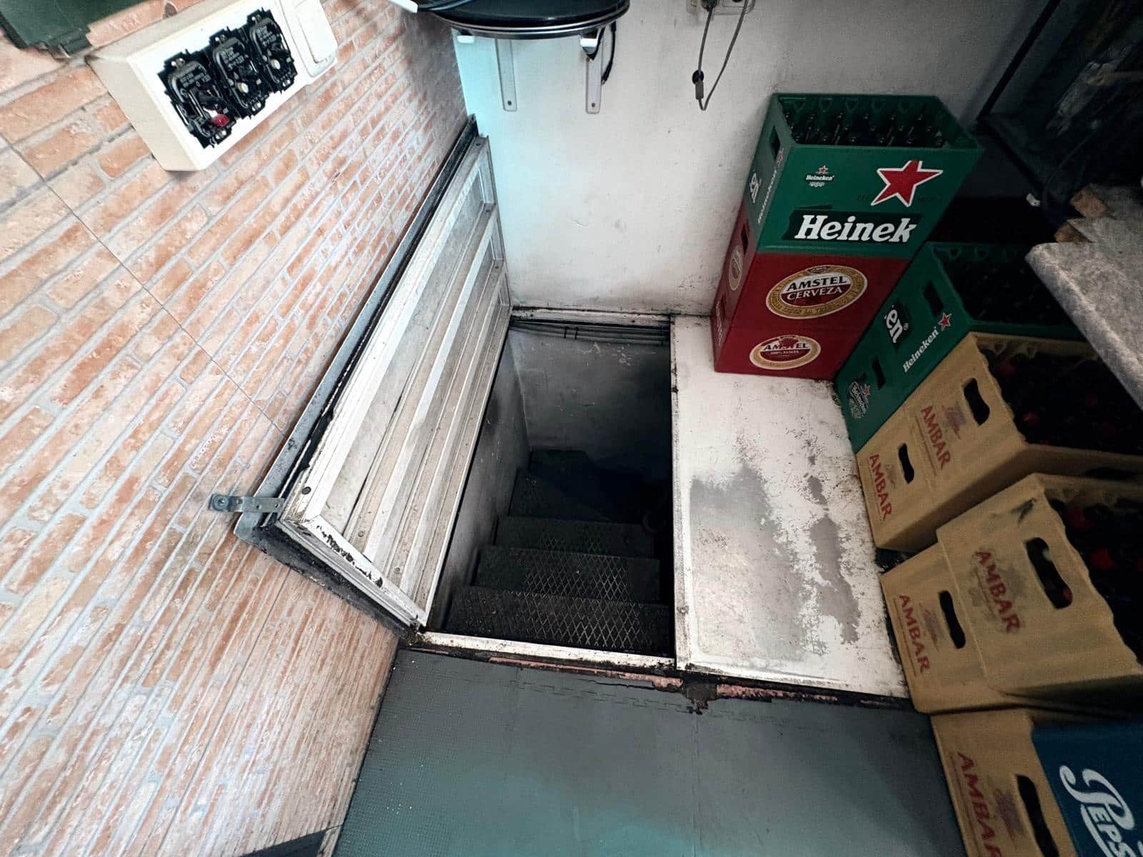 Erhverv til salg i Almansa - € 45.000 (Ref: 9359605)