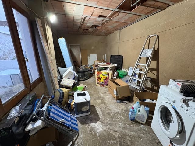 2 soveværelse Lejlighed til salg i Almansa - € 65.000 (Ref: 9367523)