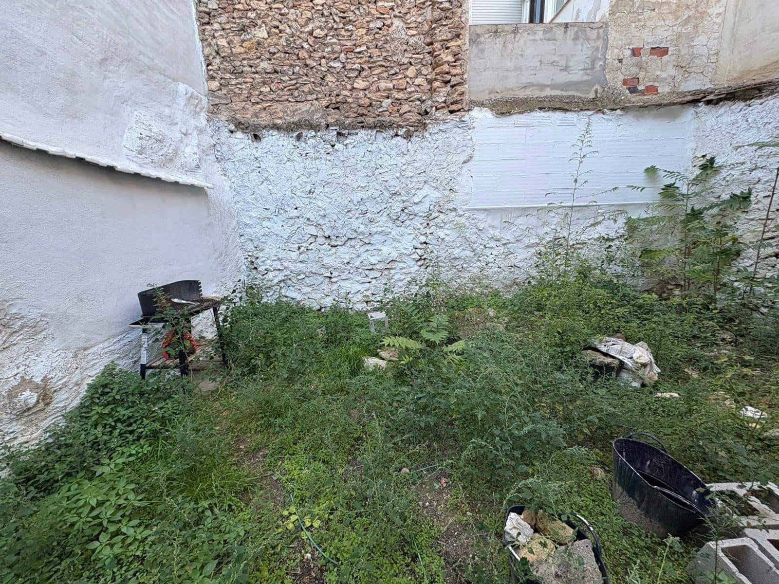 2 bedroom Flat for sale in Almansa - € 70,000 (Ref: 9367523)