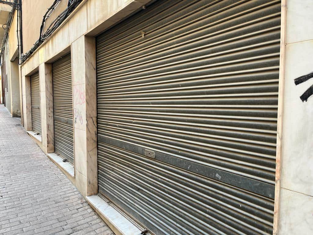 Commercial for sale in Almansa - € 55,000 (Ref: 9367524)