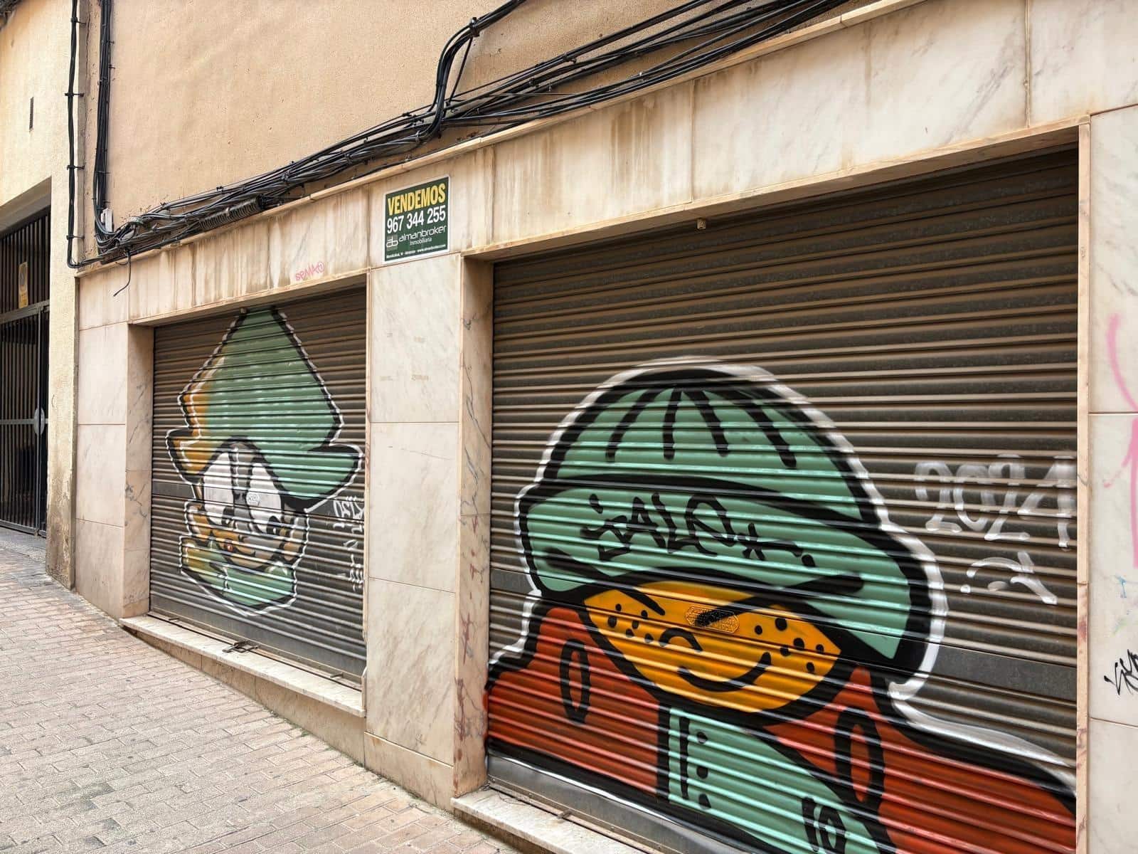 Commercial for sale in Almansa - € 55,000 (Ref: 9367524)