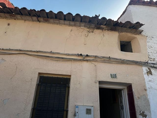 Asunto myytävänä paikassa Almansa - 45 000 € (Ref: 9374073)