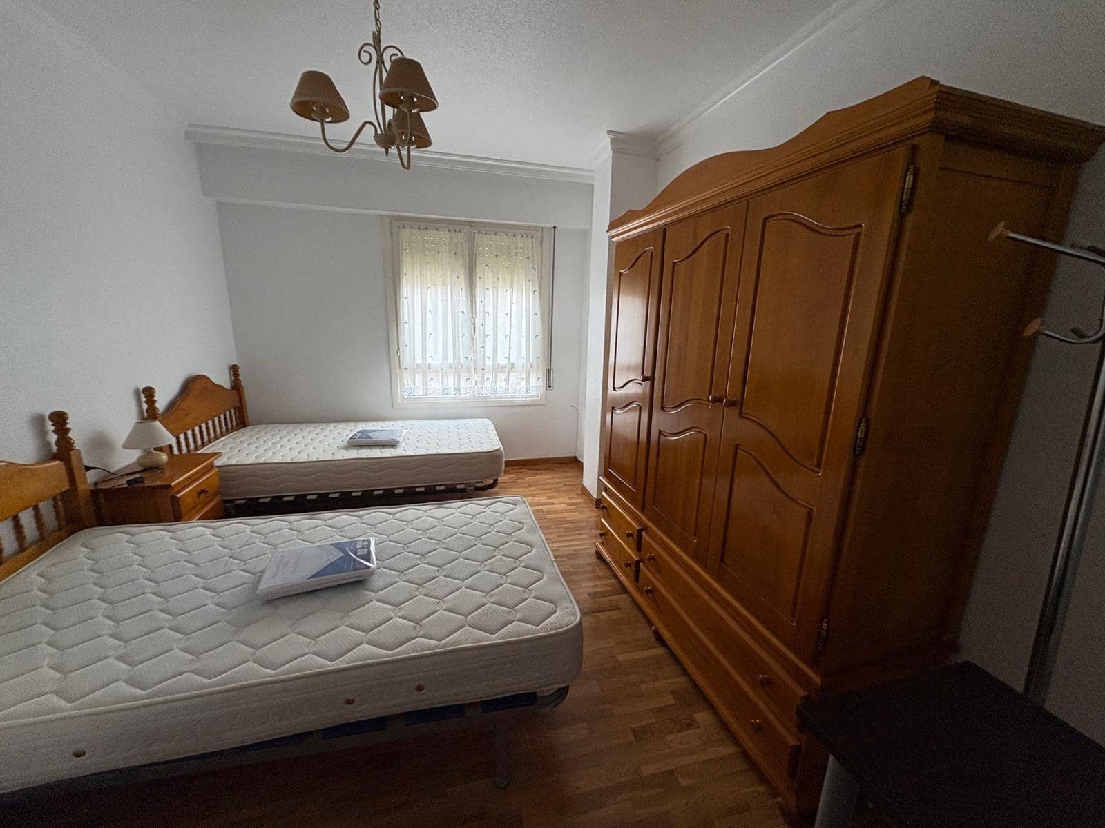 3 bedroom Flat for rent in Almansa - € 550 (Ref: 9379034)