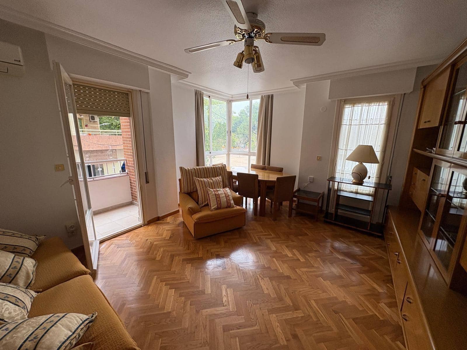 3 bedroom Flat for rent in Almansa - € 550 (Ref: 9379034)