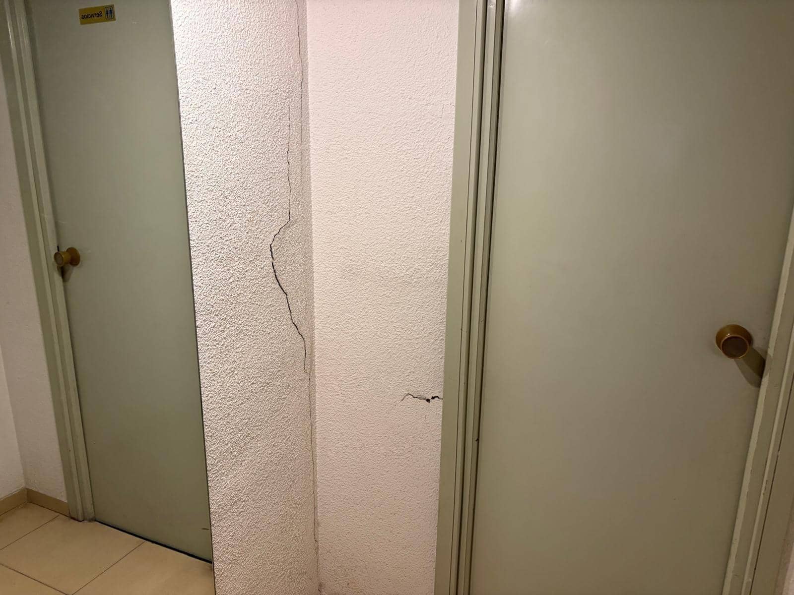 3 slaapkamer Commercieel te huur in Almansa - € 800 (Ref: 9379035)