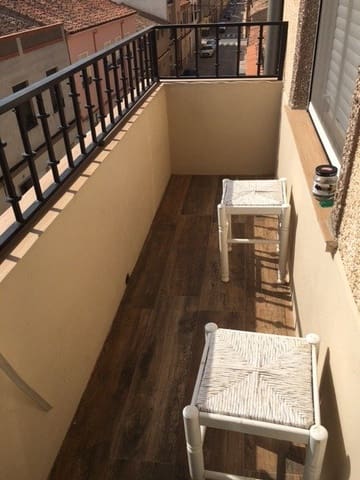 2 makuuhuone Asunto myytävänä paikassa Almansa - 90 000 € (Ref: 9387930)