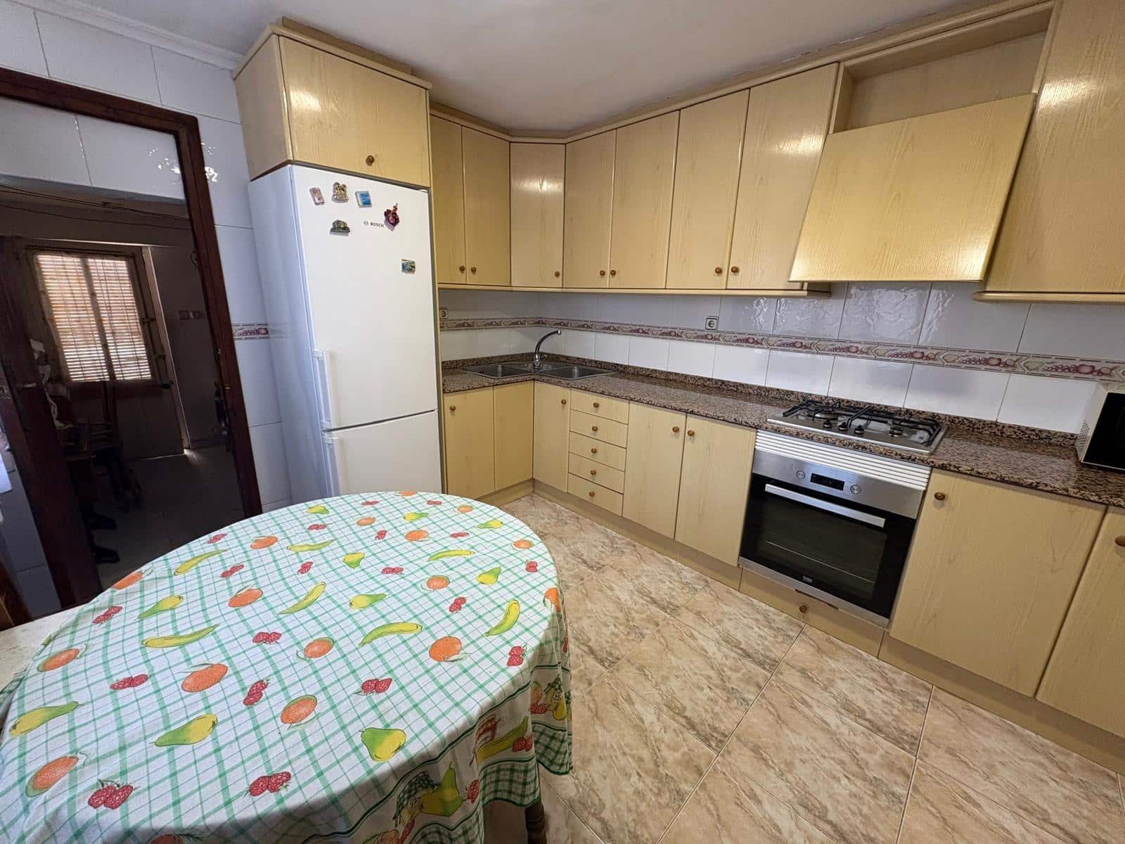 3 slaapkamer Flat te koop in Almansa - € 85.000 (Ref: 9407969)