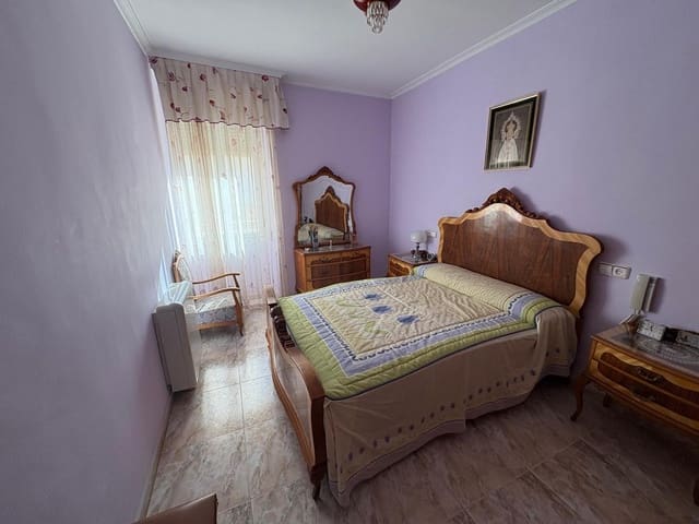 3 makuuhuone Asunto myytävänä paikassa Almansa - 85 000 € (Ref: 9407969)