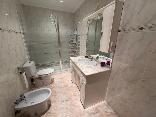 3 makuuhuone Asunto myytävänä paikassa Almansa - 85 000 € (Ref: 9407969)