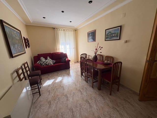 4 makuuhuone Asunto myytävänä paikassa Almansa - 95 000 € (Ref: 9407971)