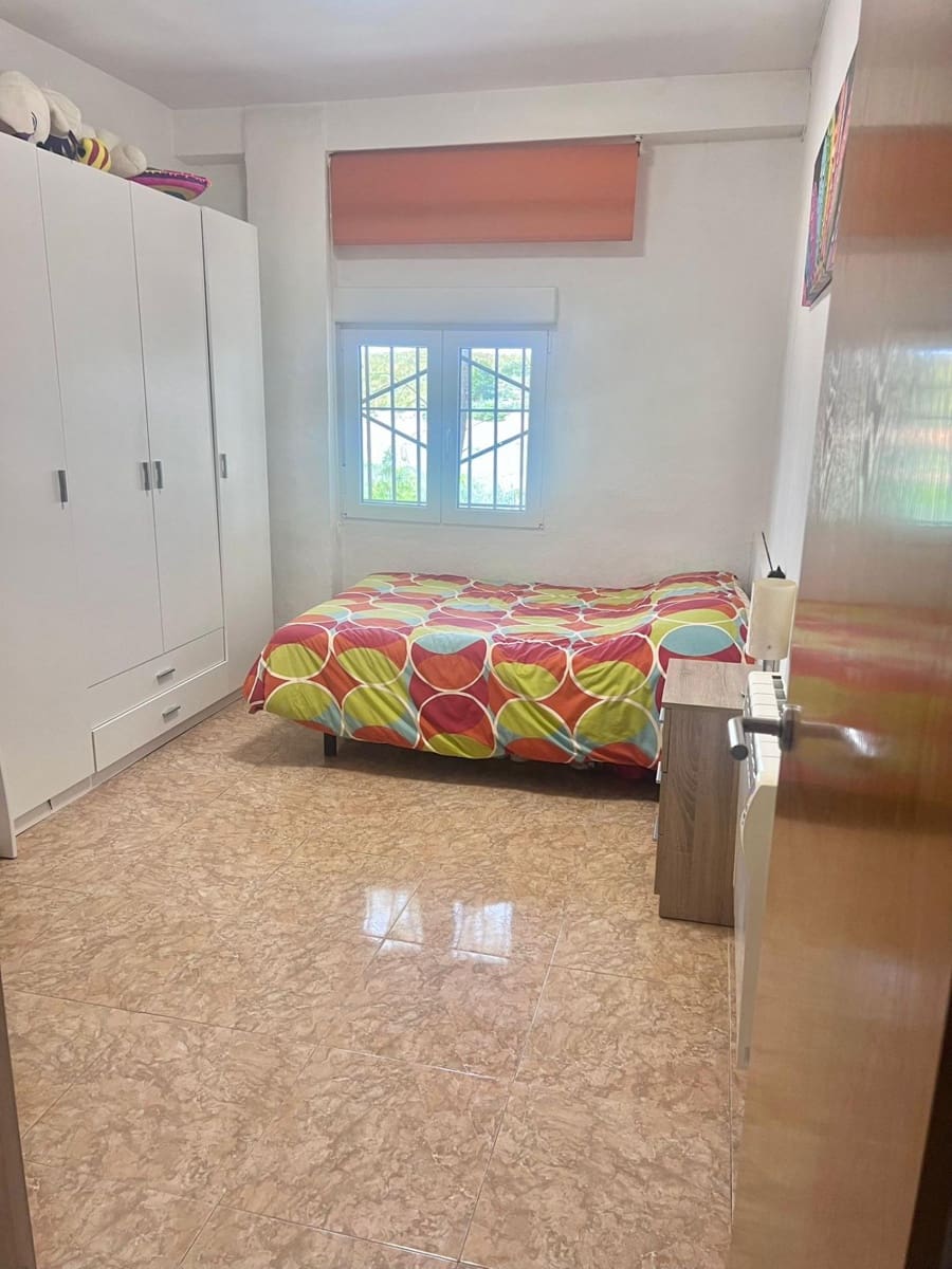 4 chambre Villa/Maison à vendre à Almansa avec garage - 170 000 € (Ref: 9422467)