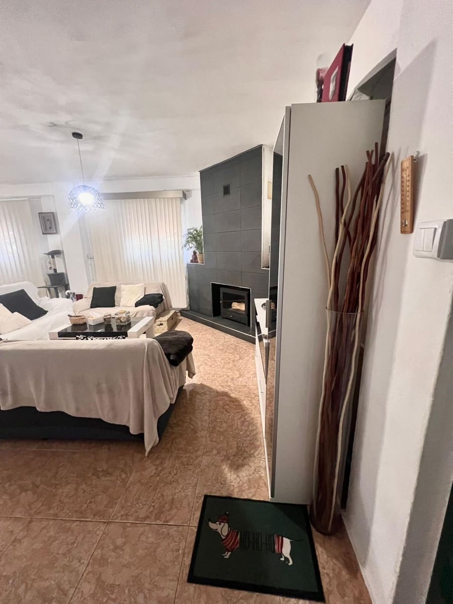 4 chambre Villa/Maison à vendre à Almansa avec garage - 170 000 € (Ref: 9422467)