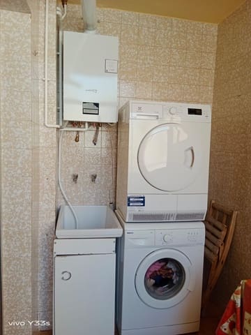 4 bedroom Flat for rent in Almansa - € 500 (Ref: 9427226)