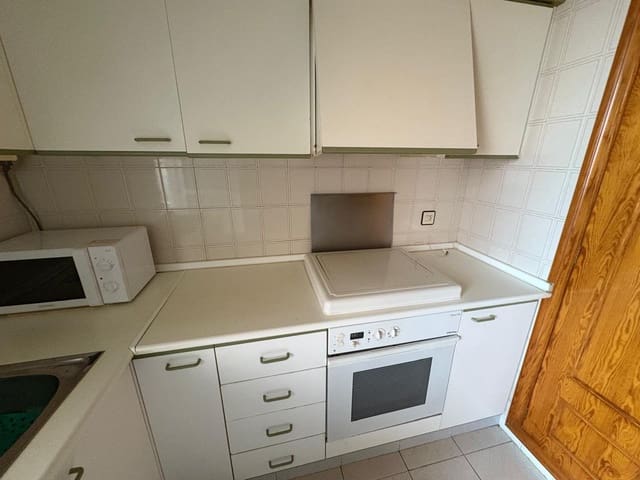 4 makuuhuone Asunto myytävänä paikassa Almansa mukana 
autotalli - 99 000 € (Ref: 9431081)