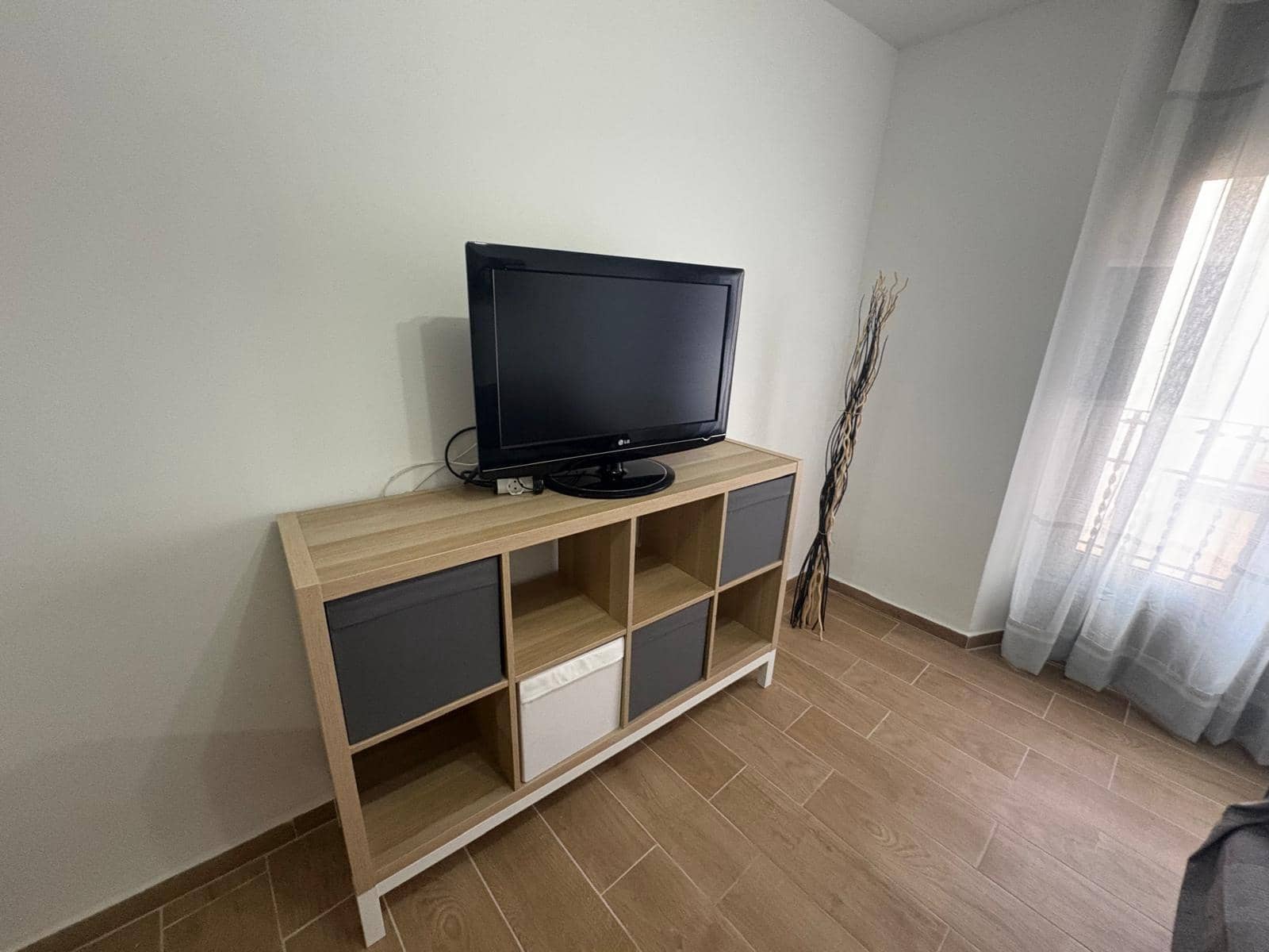 3 bedroom Flat for rent in Almansa - € 550 (Ref: 9440154)