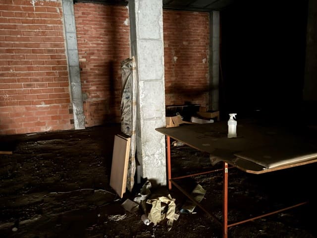 Kaupallinen myytävänä paikassa Almansa - 185 000 € (Ref: 9456282)