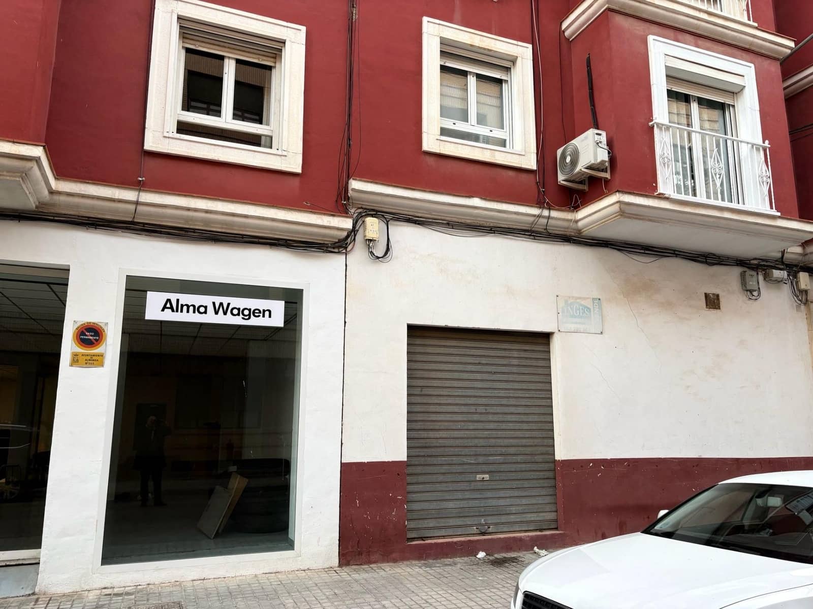 Erhverv til salg i Almansa - € 185.000 (Ref: 9456282)